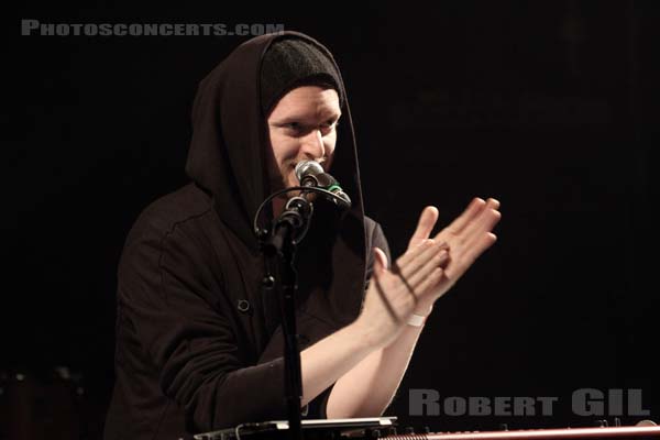 SOHN - 2014-04-19 - PARIS - Point Ephemere - 